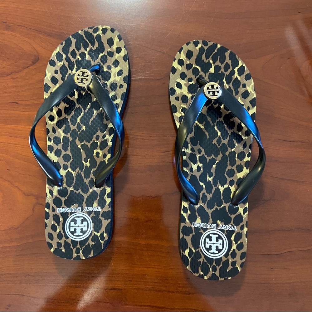 Tory Burch black and leopard flip flops size 9